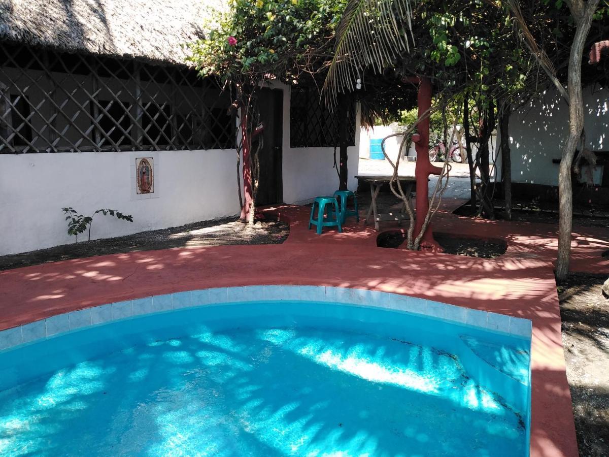 Bungalows Familiares Monterrico Eksteriør billede