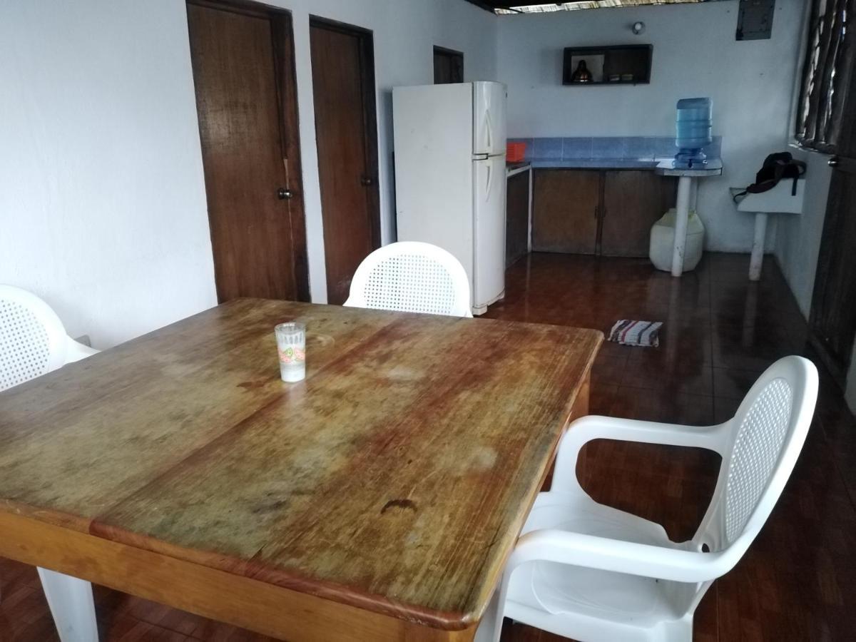 Bungalows Familiares Monterrico Eksteriør billede
