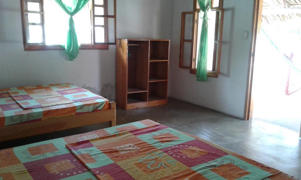 Bungalows Familiares Monterrico Eksteriør billede