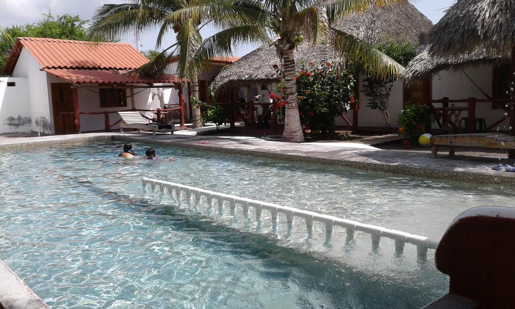 Bungalows Familiares Monterrico Eksteriør billede